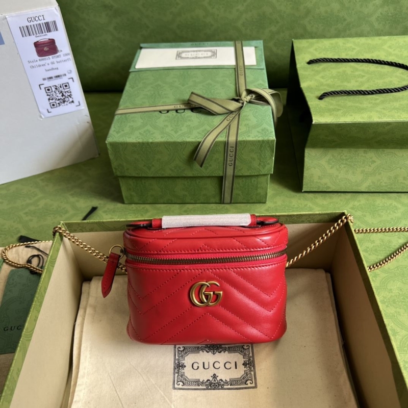 G*u*i cosmetic bags